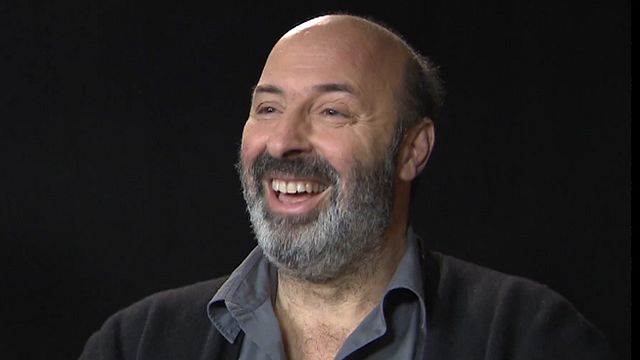 Au micro d'AlloCiné, Cédric Klapisch explique son choix de ne pas faire revenir toute la bande de "L'Auberge espagnole", notamment le personnage du frère de Wendy (Kevin Bishop).