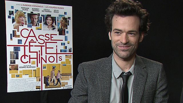 Au micro d'AlloCiné, Romain Duris évoque le tournage du nouveau film de François Ozon, "Je suis femme" (ou "Ma nouvelle amie") dans lequel il tiendra le rôle principal.