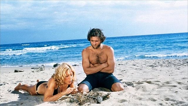 A la dérive Bande-annonce (2) VF