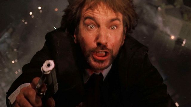 "Ha ha haaaa ! Me voici arrivé au sommet de mon pouvoir ! Ouais... Et tu vas tomber de très haut."