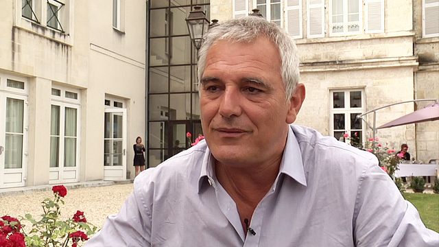 Après Entre les murs (Palme d'Or 2008) et Foxfire, Laurent Cantet revient avec Retour à Ithaque, dont l'intrigue prend place à La Havane. L'histoire réunit 5&nbsp;amis pour fêter le retour de l'un d'entre eux après 16 ans d'exil. L'occasion d'évoquer leur jeunesse, la bande qu'ils formaient alors la foi dans l'avenir qui les animait, mais aussi leur désillusion d’aujourd’hui...