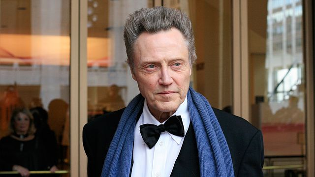 Acteur quasi mythique du cinéma mondial, Christopher Walken est imité encore et encore. A chaque fois, à condition que cela soi fait avec talent, on se prend à sourire...