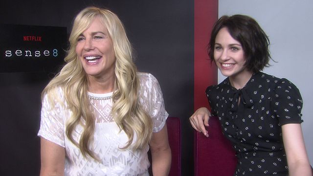 Les deux comédiennes dévoilent "Sense8", la série des Wachowski pour Netflix...