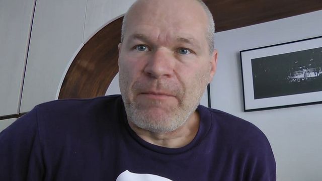 Passé par Kickstarter pour financer "Rampage 3", Uwe Boll a vu sa tentative échouer, et c'est en colère qu'il a adresse un message à ses fans.