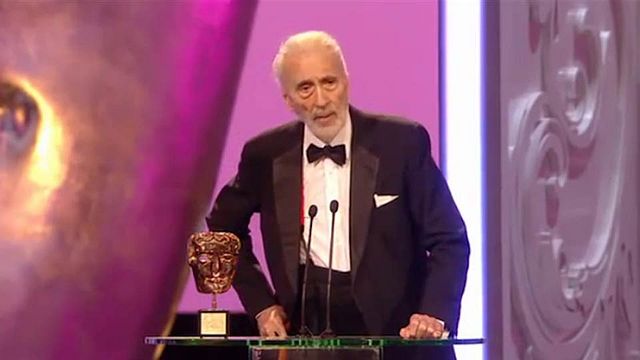 Le regretté Christopher Lee avait ému l'assistance avec son discours, au moment de recevoir un BAFTA pour l'ensemble de sa carrière des mains de Tim Burton.