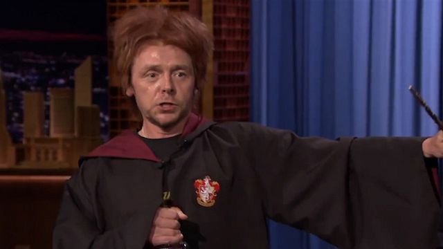 Simon Pegg s'est mis une perruque rousse et une sérieuse charge chez Jimmy Fallon pour fêter les 35 ans d'Harry Potter !