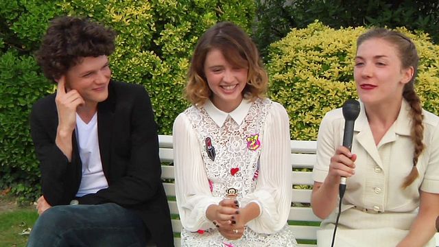 Bang Gang (une histoire d'amour moderne), un film dont vous allez sans doute entendre parler ces prochaines semaines... La raison : beaucoup de nudité et une représentation de la sexualité très libre. Nous avons rencontré une partie du casting, et la réalisatrice Eva Husson, qui ont accepté de revenir sur les coulisses des scènes de sexe.