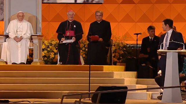 Au Festival des Familles de Philadelphia où le pape François est venu en visite, le comédien Mark Wahlberg a présenté ses excuses pour le film subversif "Ted".