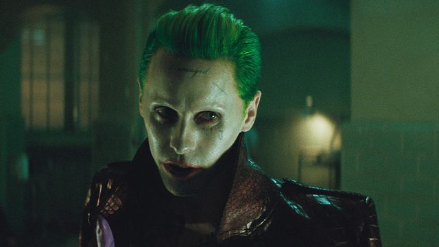 "Pourquoi cet air si sérieux ?"