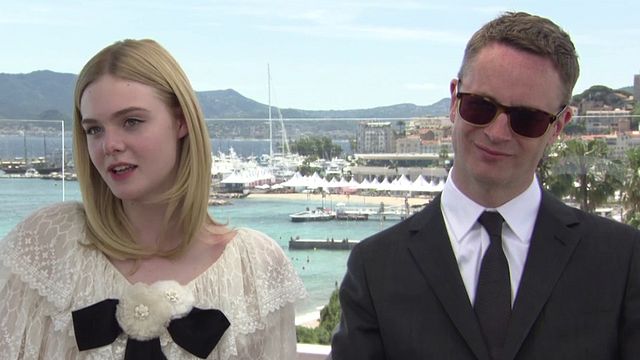 Grâce à "The Neon Demon", Elle Fanning et Nicolas Winding Refn nous font pénétrer dans un univers inédit, que la comédienne évoque à notre micro, à l'occasion de la présentation du film à Cannes.