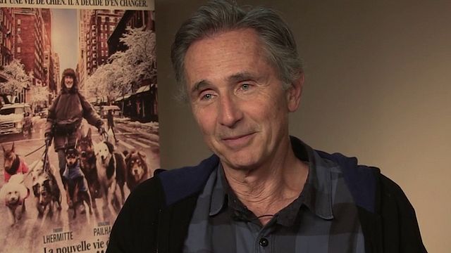 La scène des claques à la gare de "Mes chers&nbsp;amis", racontée par&nbsp;Thierry Lhermitte