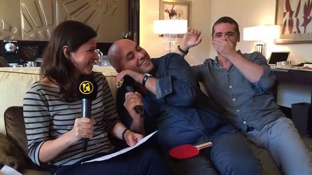 Rencontre avec Jérôme Commandeur en Live. Le comédien, humoriste et réalisateur répond à un quiz et aux questions des internautes à l'occasion de la sortie de Ma famille t'adore déjà. Avec également la participation surprise d'Arthur Dupont !