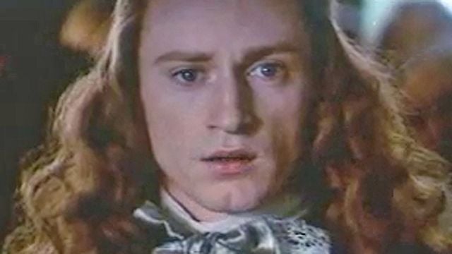 Le Roi danse Bande-annonce