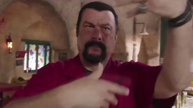 China Salesman Trailer