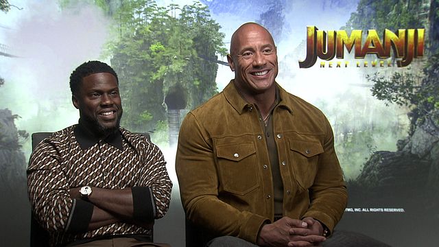 Dans "Jumanji : Next Level", Kevin Hart et Dwayne Johnson sont les incarnations de Danny Glover et Danny DeVito dans le jeu vidéo. Mais comment les deux acteurs sont-ils devenus leurs alters ego respectifs ?