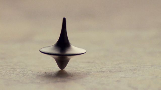 "Y'avait plein d'arcs-en-ciel et mon arrière-grand-mère habillée en Batman ! Oui, mais c'était pas réel..."
