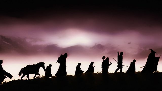 "Vous vous souvenez, il y a 12 ans, on chantait Starlight et on découvrait Wikipédia ! Et on allait au ciné aussi..." 
