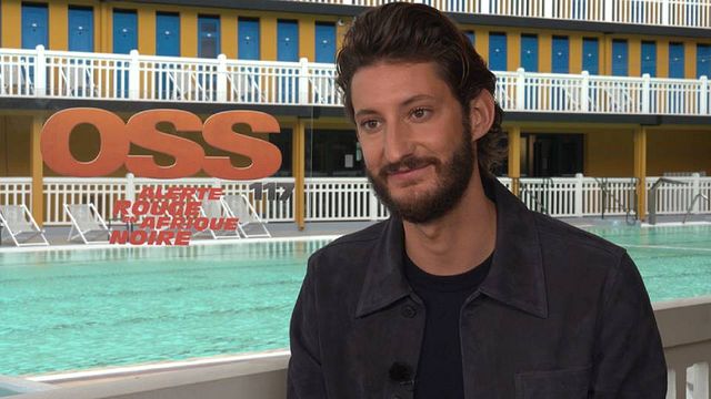 Nouveau venu dans la saga, où il incarne l'agent 1001, Pierre Niney évoque ce nouvel "OSS 117", ainsi que son rapport à la franchise et à la comédie en général.