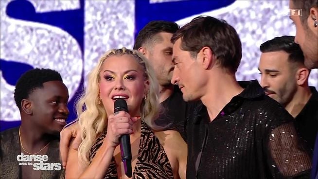 Danse avec les stars : Katrina Patchett est rentrée en Australie en  urgence... et ça explique pourquoi elle a pleuré vendredi dernier sur le  prime - TV ACTU by AlloCiné