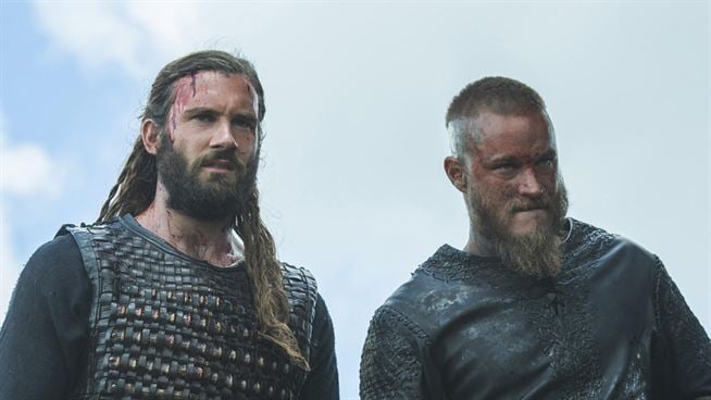 Vikings : l'histoire vraie de Rollo, le frère de Ragnar - News Séries à la  TV - AlloCiné
