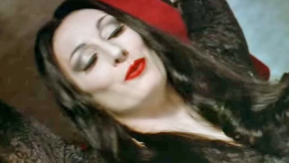 Trailer du film La Famille Addams - La Famille Addams Bande-annonce VO -  AlloCiné