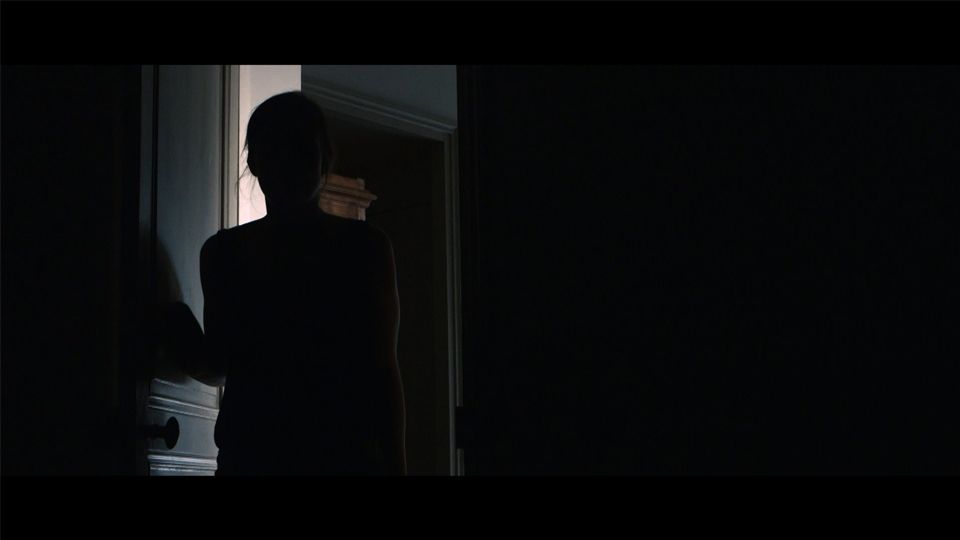 La Maison Des Ombres Bande Annonce Vf Bande annonce de La Maison de Ténèbres - La Maison de Ténèbres Bande